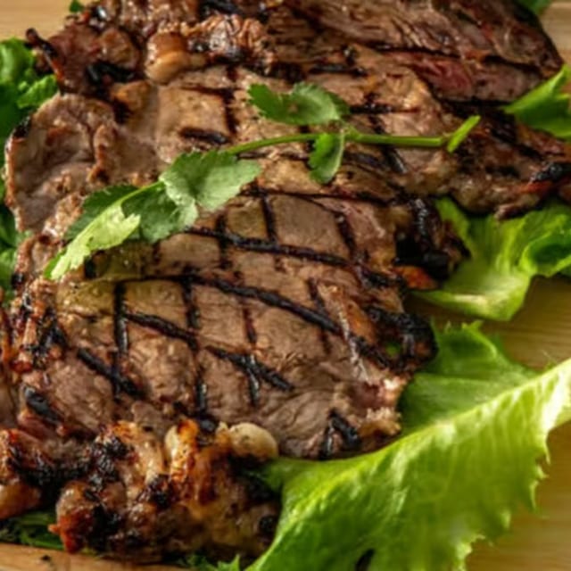 Neur Yang (Rib Eye Steak).