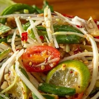 Som Tum Pla Ra ส้มตำปลาร้า