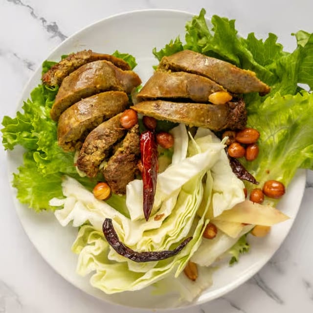 Sai Oua (Lemongrass Sausage).