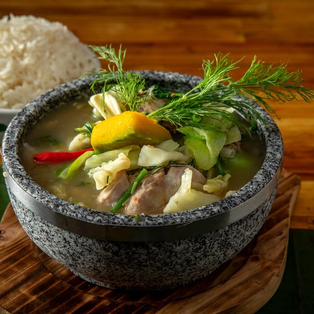 Gaeng Om Gai. แกงอ่อมไก่.