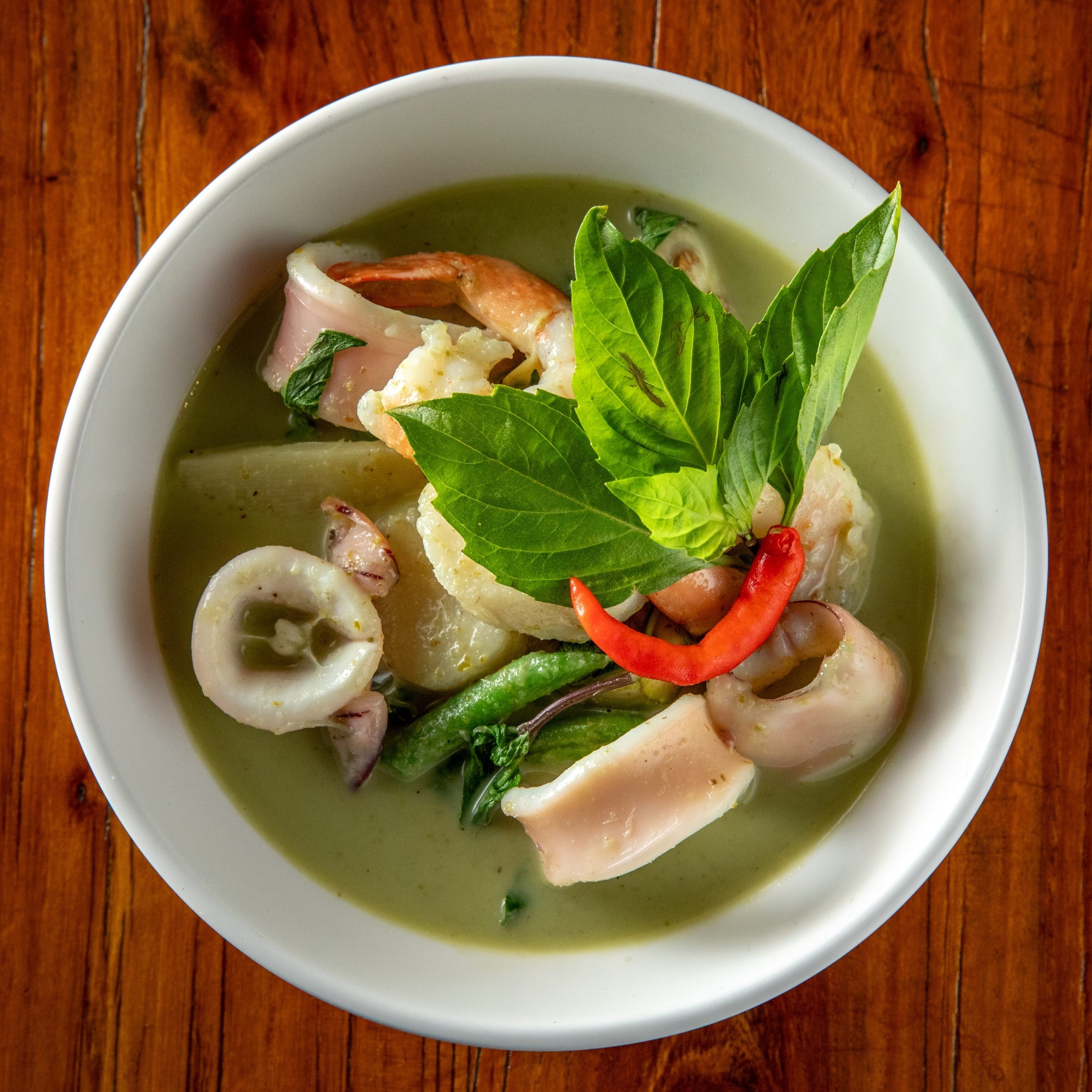 Green Curry Seafood.